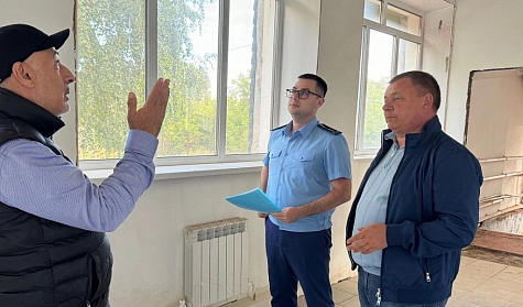 На контроле – подготовка к учебному году